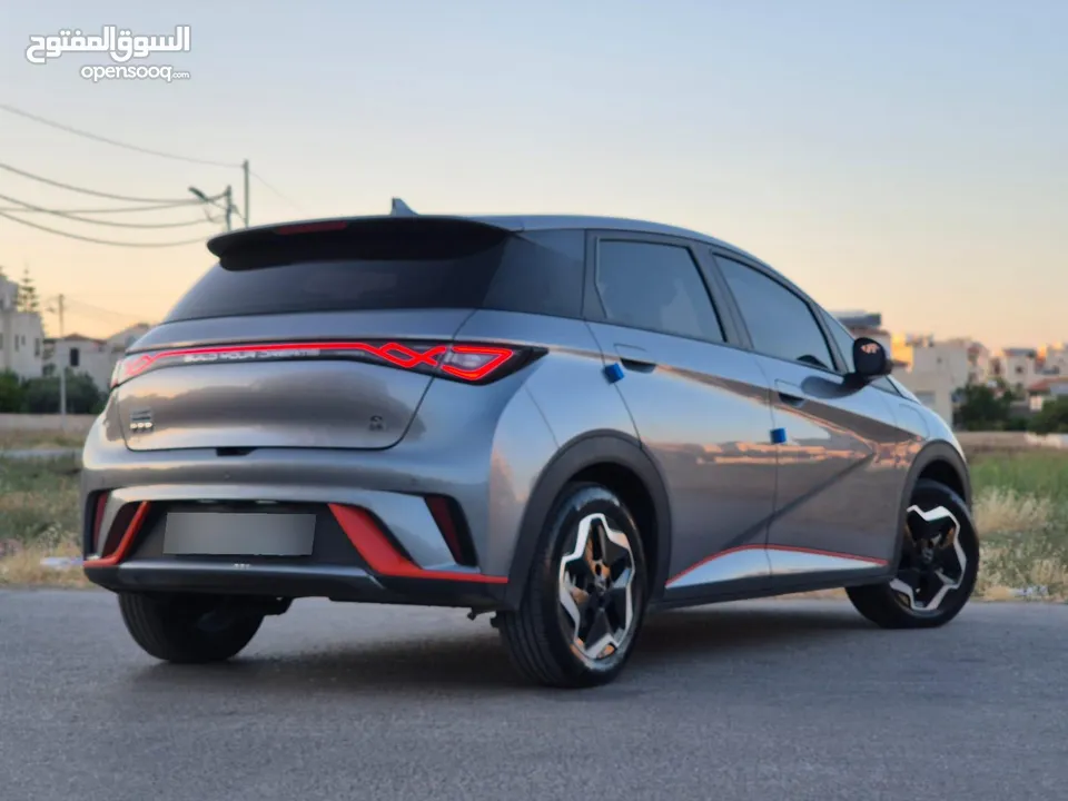 fashion- موديل 2022 BYD بي واي دي دولفين  لون فيراني ميتالك دهان الوكالة -5 كاميرات  فل كامل