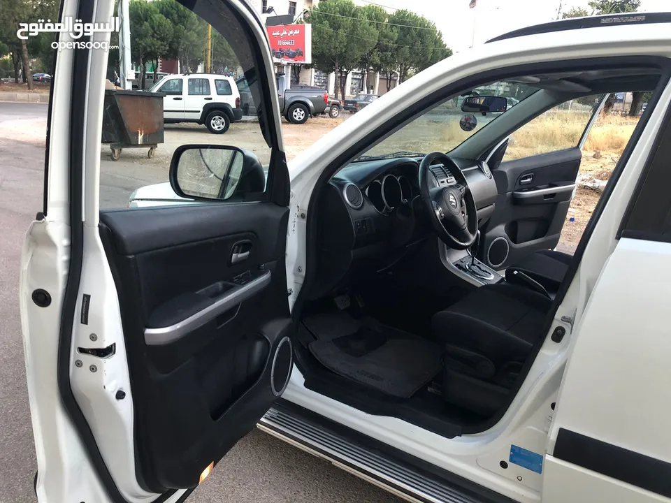 Jeep suzuki vitara 2006 للبيع