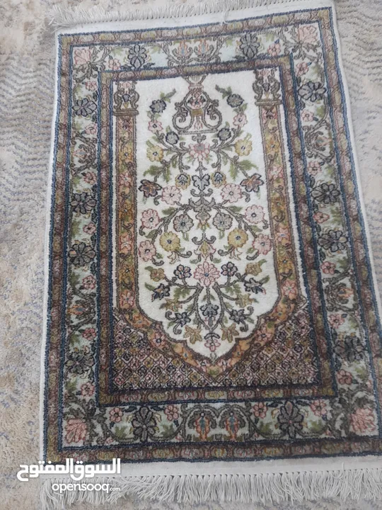 سجادة يدوية حرير ايرانبة