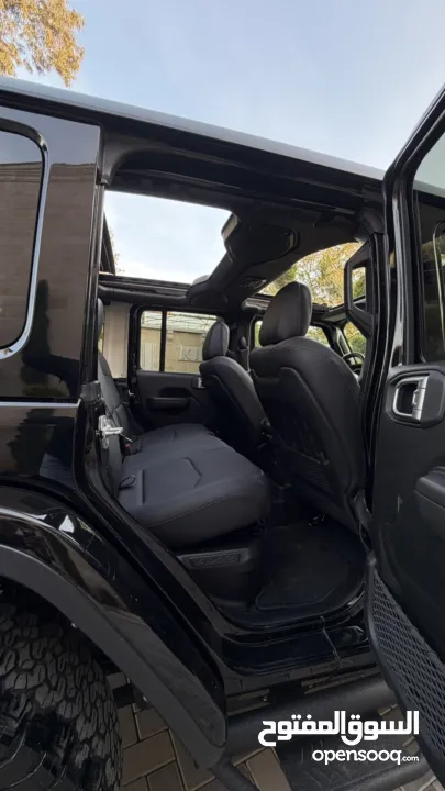 جيب رابيكون ترخيص 2022 محرك 2000 هايبرد plugin/يقطع على الشحنه 30 كيلو 375 حصان