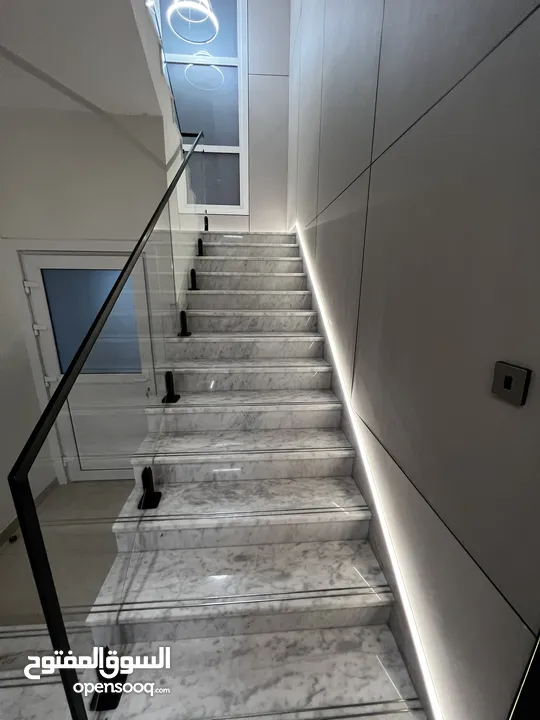 شركه ترياق لخدمات الفنيه تشطيبات صيانه عامهً تجليد جدران صبغ كهربا سباكه سرميك جبس مبورد نجاره