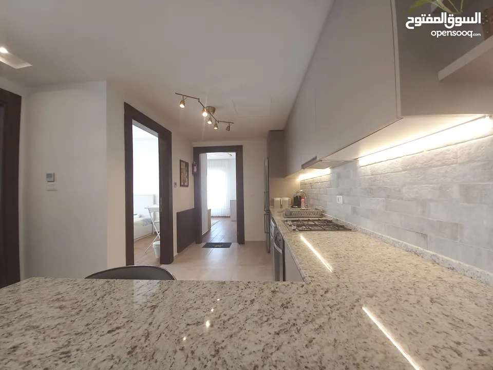 شقة مفروشة للإيجار في عبدون  ( Property 33946 )-175037762