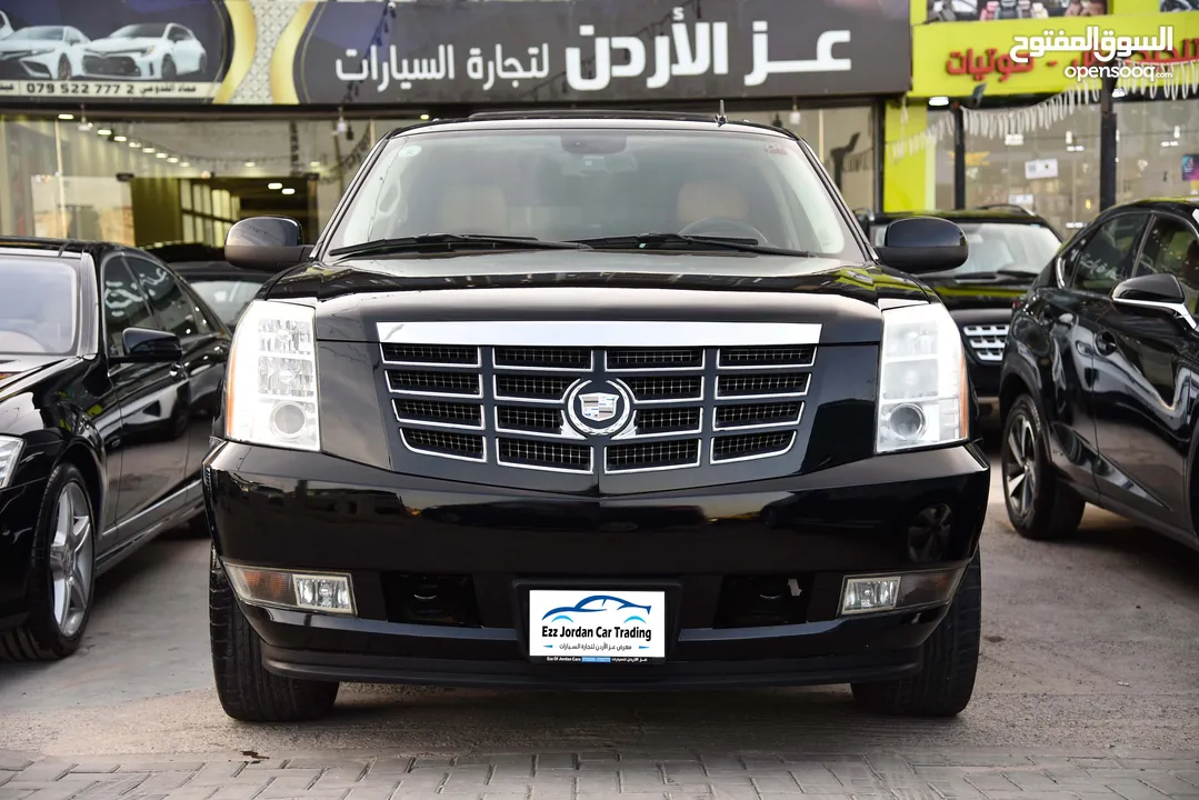كاديلك سكاليد بلاتينيوم هايبرد بحالة ممتازة Cadillac Escalade Hybrid 2009