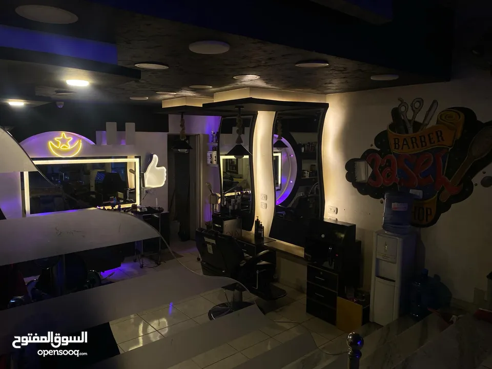 صالون رجالى للبيع