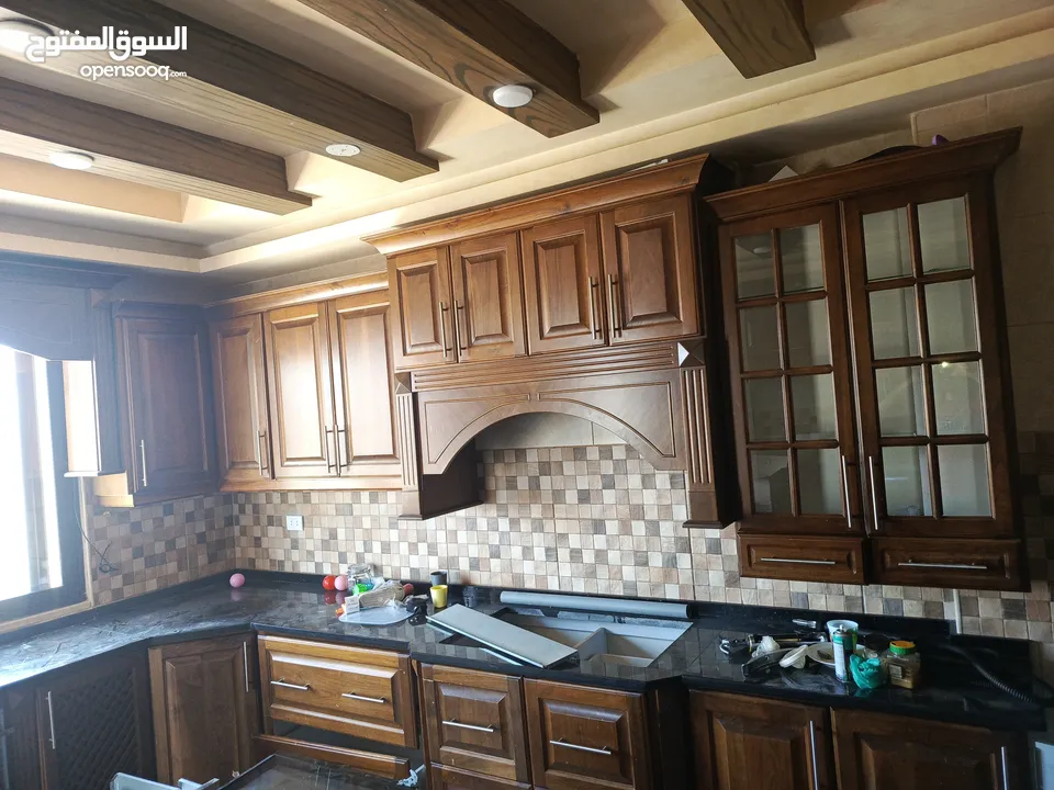 مطبخ خشب جوز سلط +مطيبخ المنيوم