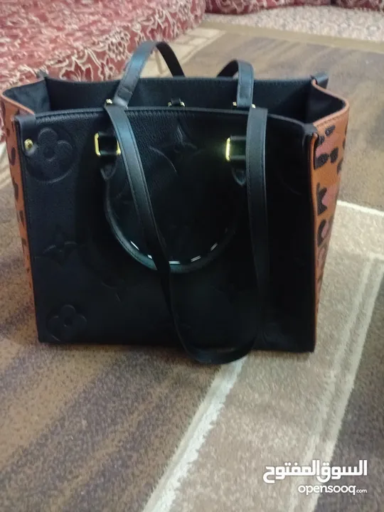 شنطه يد LV 6 جديده