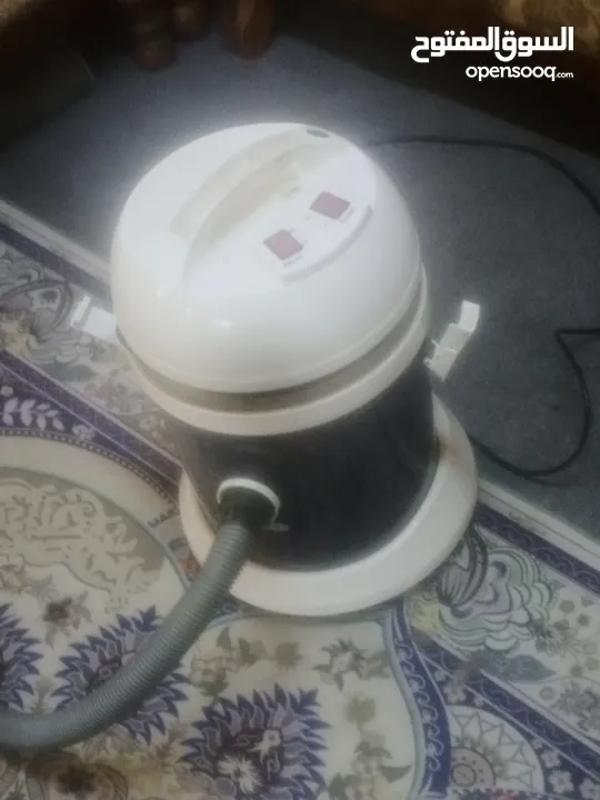مكنسه كهربائيه olmar  مستعمله بحاله ممتازه