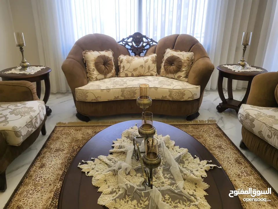طقم كنب كلاسيكي فاااخر جدا خشب بلوط وزان استعمال خفيف