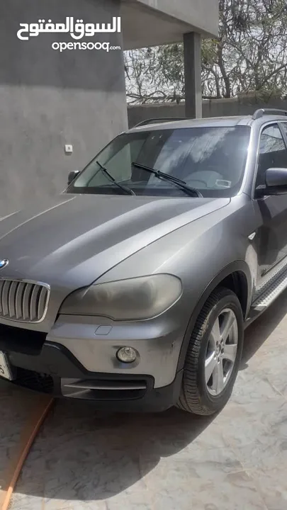 BMW X5 2009 ثلاتة صافات بحاله ممتازه