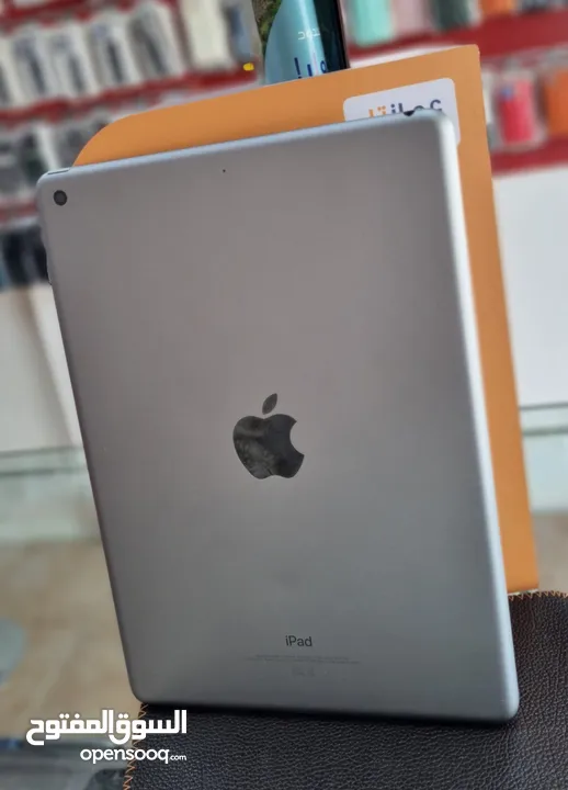 ايباد( الجيل السادس)  128جيجا      Ipad( 6th generation) 128gb