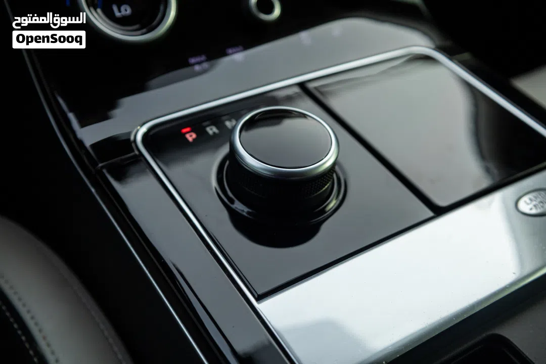 Range Rover Velar P250 S 2020 GCC under Agency Warranty with Flexible Down-Payment.