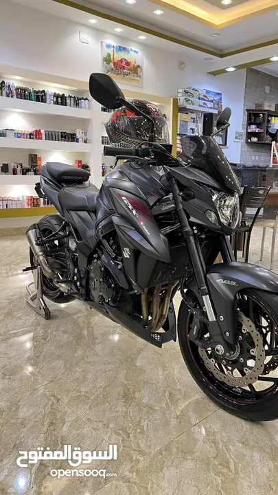 سوزوكي GSX .S750