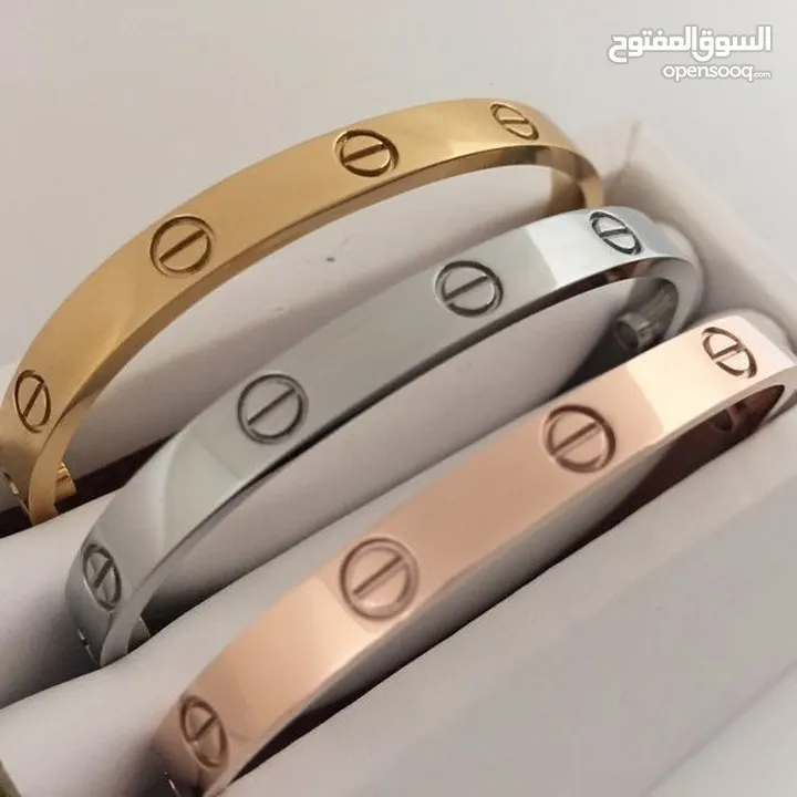 طقم كاركتير ثلاث اساور مع ثلاث خواتم
