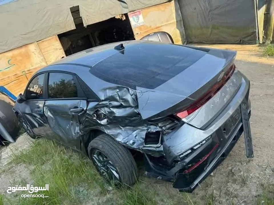 شراء سيارات مضروبه كهربائيه هايبرد