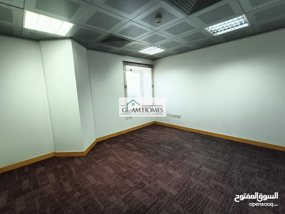 Spacious office for rent at an amazing location Ref: 445H