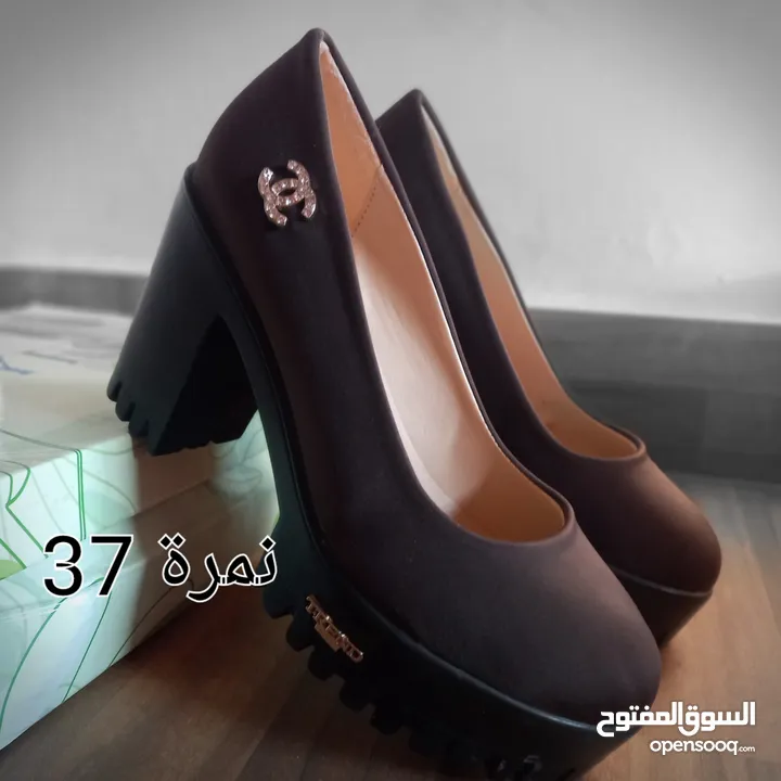 احذيه بحال الجديد لبسة واحدة للبيع         أحذية  أحذية