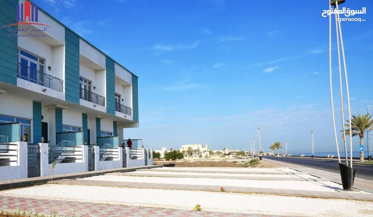 فيلا للإيجار مقابل شاطئ الحيل Villa for rent in front of Al Hail Beach