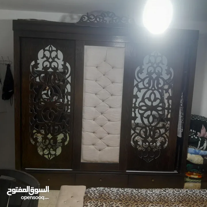 غرفه  بحاله جيده مستعجل للبيع