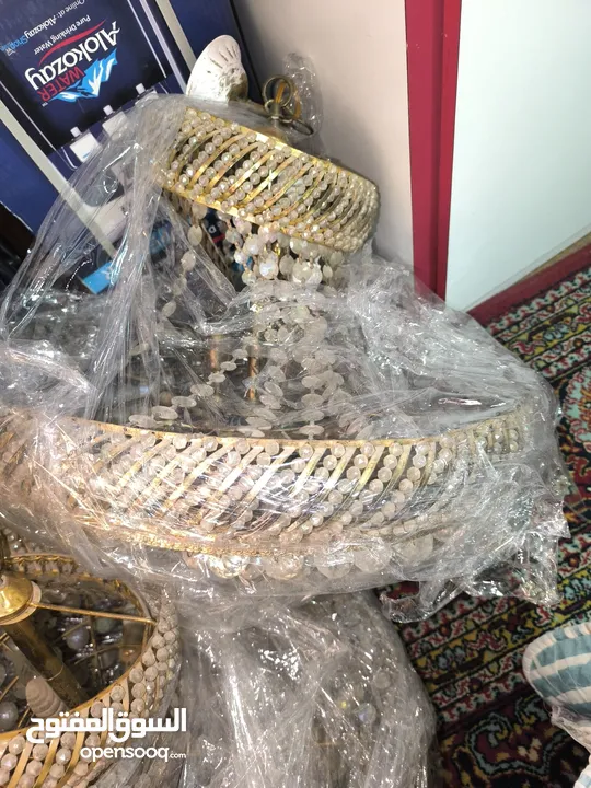 ثريات كىيستال مستعمل بحاله متوسطة