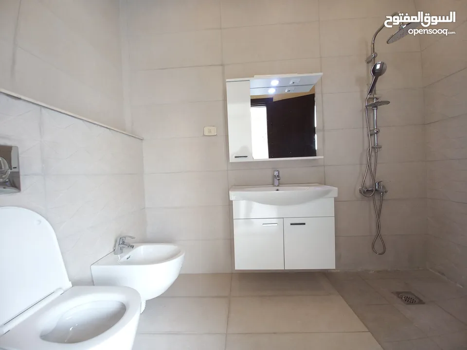 فيلا للايجار في منطقة عبدون  ( Property 36560 )-175055042