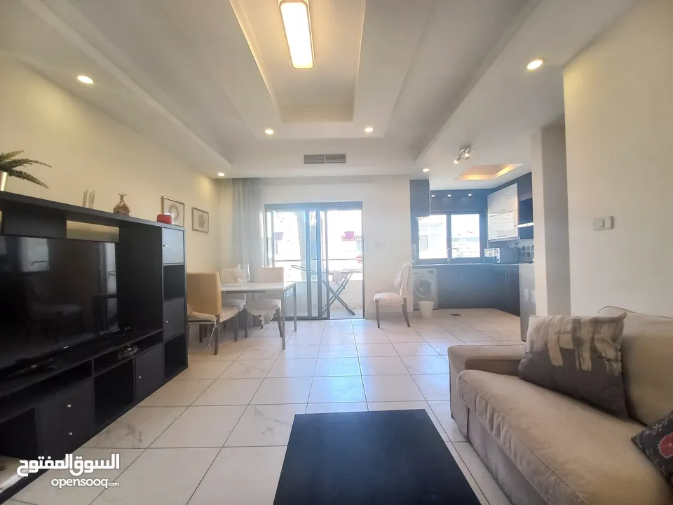 شقة مفروشة للإيجار في الشميساني  ( Property 34488 ) سنوي فقط