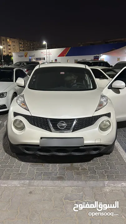 Nissan Rouge 2014 Gulf space in excellant condition