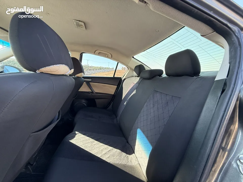Mazda zoom 3 2012 بحالة الوكالة