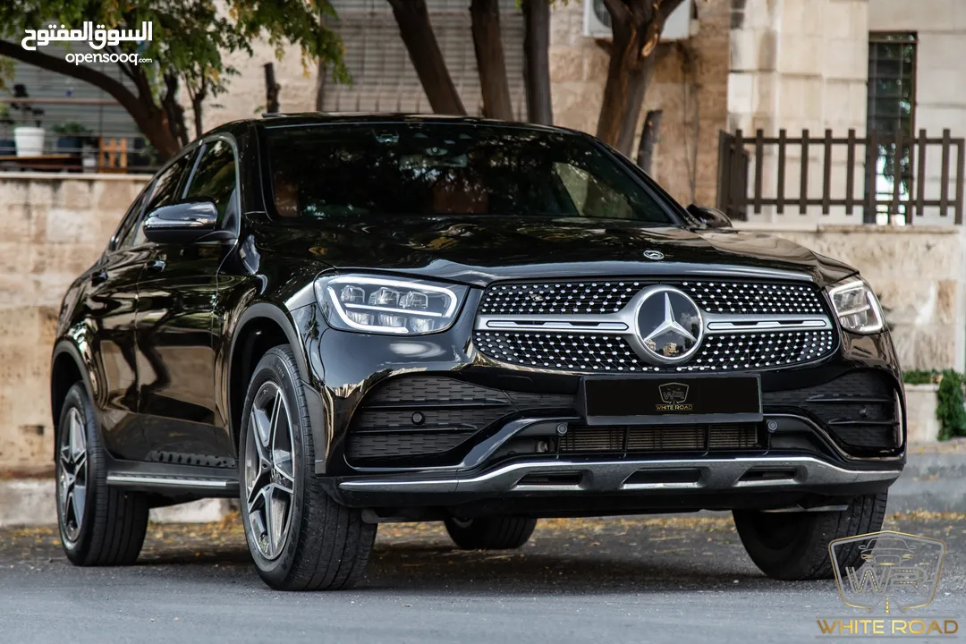 Mercedes Glc300e 2021 4matic Coupe Amg kit Plug in hybrid    السيارة مميزة جدا