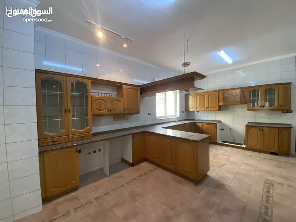 فيلا غير مفروشة للإيجار 950م2 ( Property 13431 ) سنوي فقط