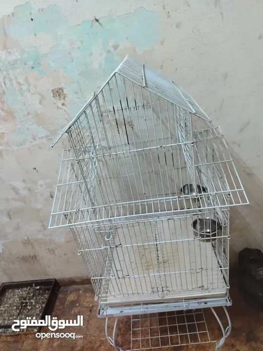 قفص لجميع الببغاء