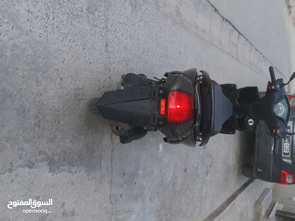 Scooter UNISCOOT CRUISER 80CC - Electro Chaabani vente electromenager‏