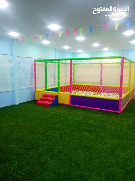 من تجهيزاتنا تركيب بركة طابات 4 متر في 4 متر بركة طابات وغرفة طابات سيفتي