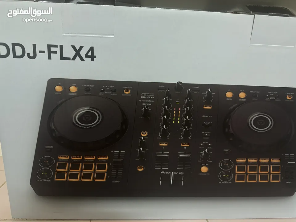 DDJ FLX4 DJ controller