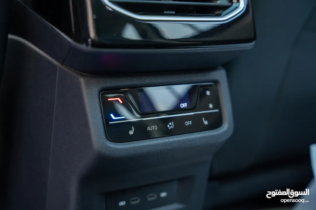Volkswagen ID6 Pro 2022 + 2023  مستعمل و كفالة اتوهب فحص اتوسكور 90% فما فوق