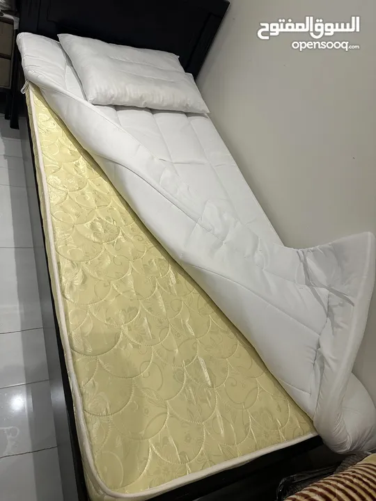 Single bed with mattress 1 1/2 month used