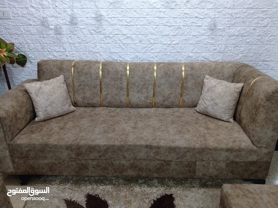 طقم كنب للبيع مستعمل خفيف