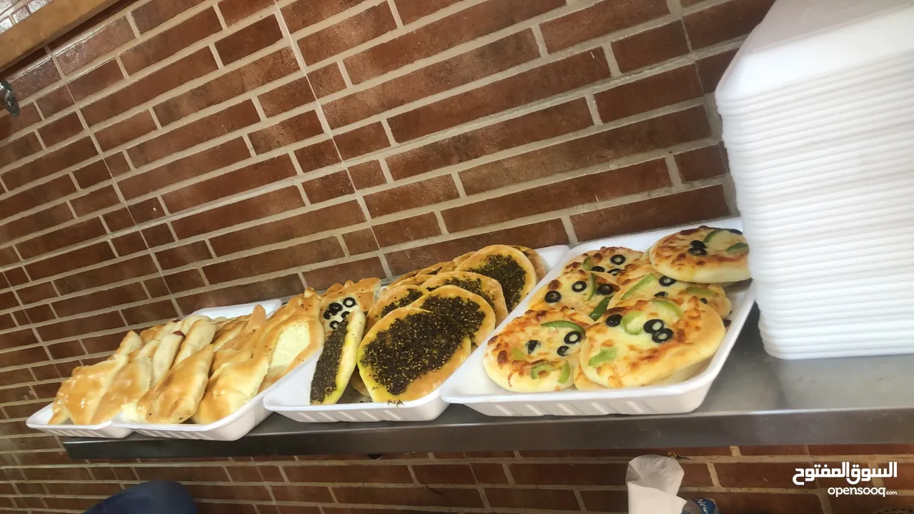 محل مناقيش وبيتزا ومعجنات جاهز للتشغيل
