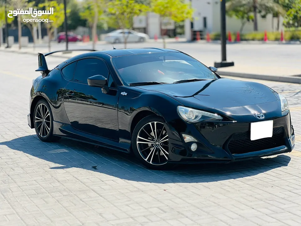 ToYoTa GT86 2013 Model/Automatic gear/For sale