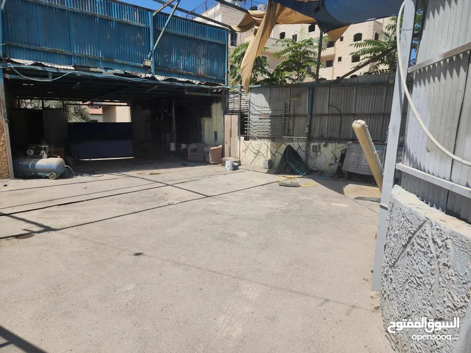 ساحة لها مدخل ومخرج تصلح لاي شئ