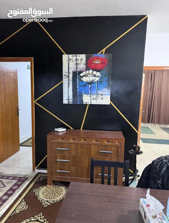 متوفر شاغر (لصبايا عدد 2 )في غرفه مشتركه