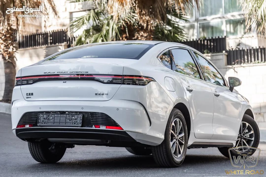 الان لدى وايت رود موتورز   Byd Destroyer D-mi 2024 Plug in hybrid