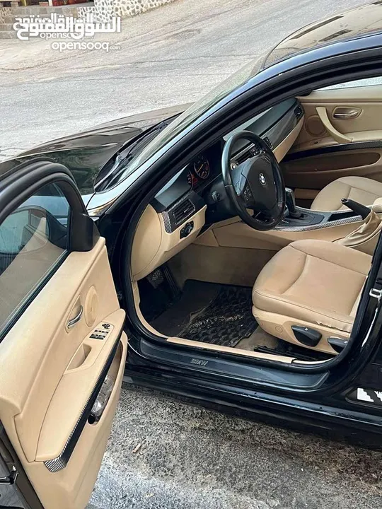 سيارة اعفاء طبي نوع BMW 316i موديل 2011 فئة الثالثة E90