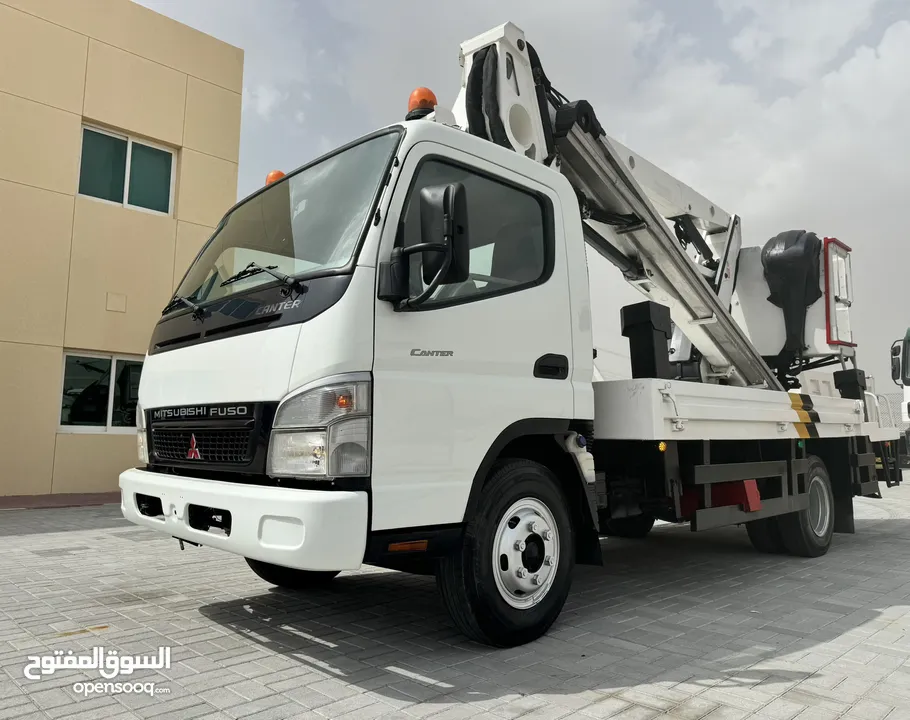 For sale Mitsubishi canter fuso model 2013 with oil & steel 2112 smart snake manlift 21 meter