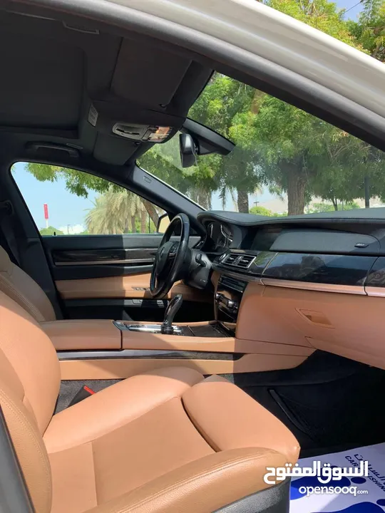 BMW 750Li خليجي صبغة الوكاله بدون حوادث