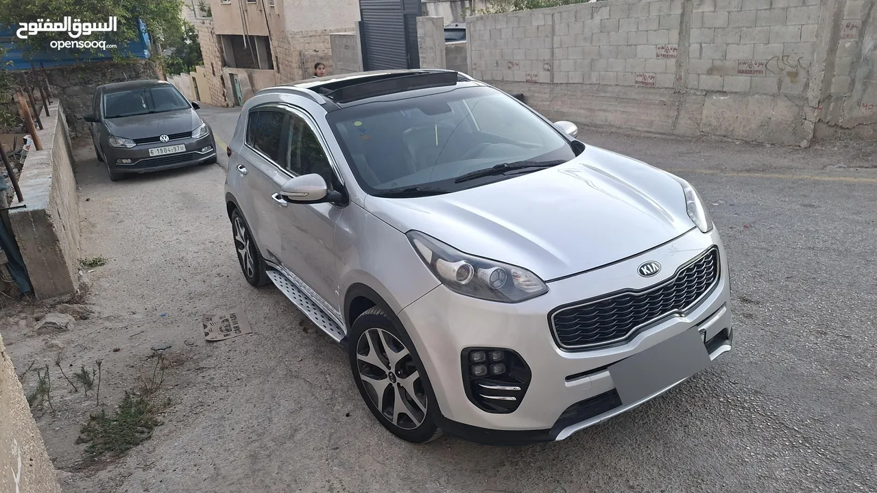 كيا سبورتج جتي لاين 2016ماتور2000ديزل فلل اضافات مع فتحة سقف بنوراما  بسعر حررررق كاش دهان شركة