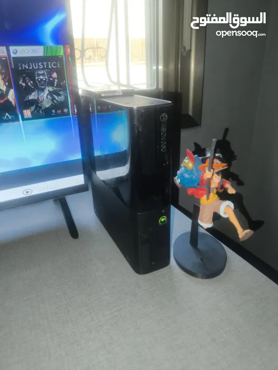 xbox360 مجدد مهكر مع ايد و250 لعبة من افضل الالعاب وكونيكت السعر 550 شيكل غير قابل للتنزيل