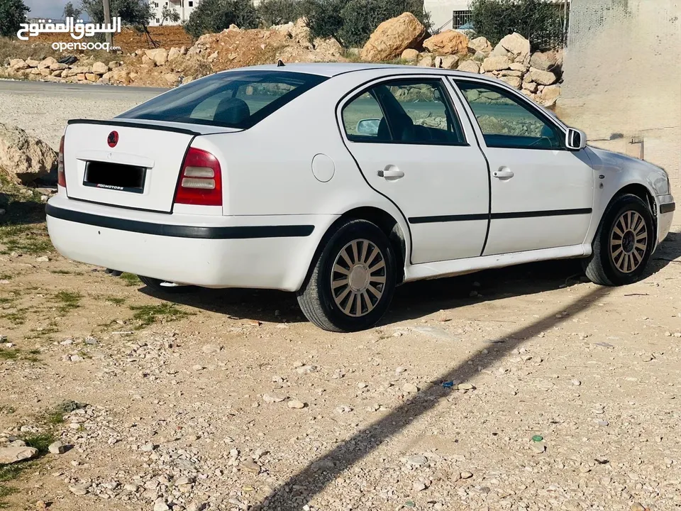 سكودا اكتافيا 2004