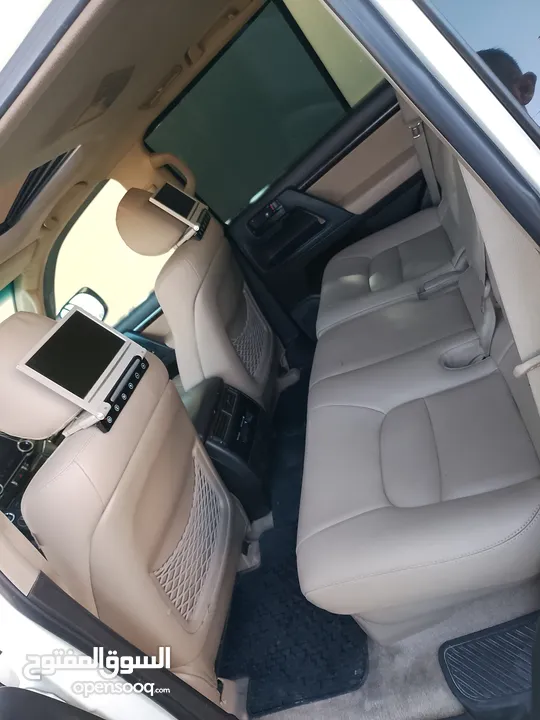 للبيع تويوتا لاندكروزر موديل 2008 محول كامل 2018  كامل متور V8بسعر مغري 24000