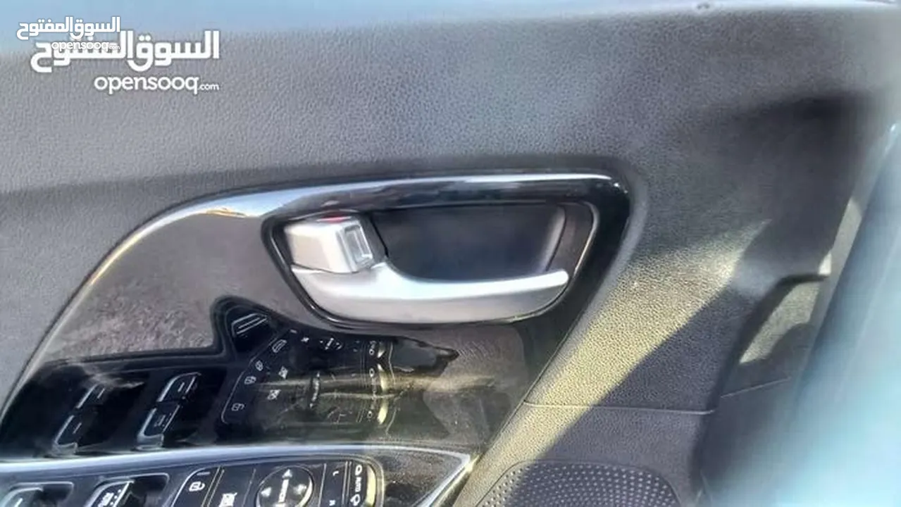 كيا نيرو لون كحلي فحص 2 جيد بسعر مغري قابل للبدل