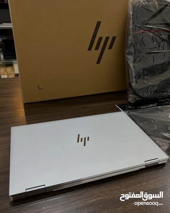 Hp i7 جيل عاشر لمص يفتح 360 درجة لون سلفر مميز جدا رام 16 تخزين 512 معدني مثالي بجميع النواحي